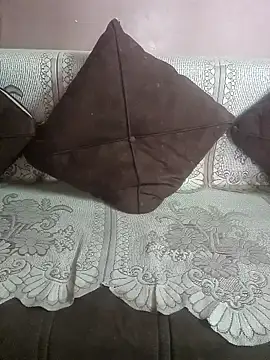 Snapshot of milf-kaira chatting on 10.31.25 milf-kaira online show from 10.31.25