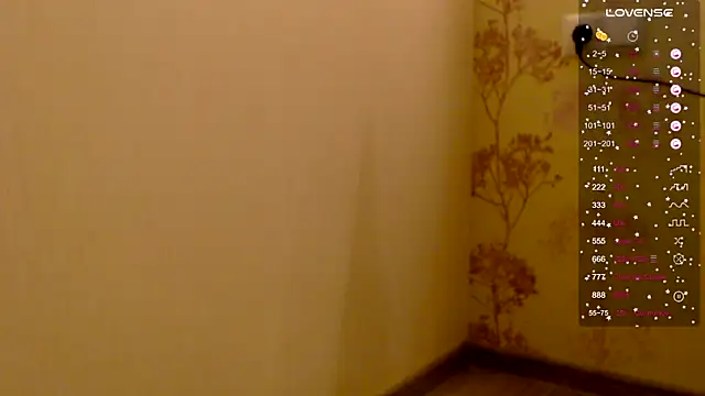 Snapshot of _Sexy-Mia_ chatting on 01.27.25 Sexy-Mia online show from 01.27.25