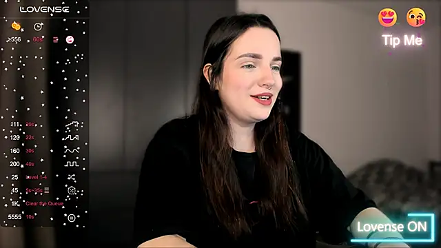 Snapshot of __Latisha__ chatting on 10.05.25   Latisha   online show from 10.05.25