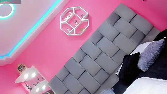 Shanelengel online show from 01.11.25