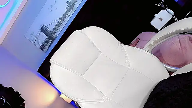 Shanelengel online show from 01.13.25