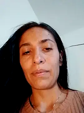 Snapshot of chloewildd_ chatting on 12.31.24 chloewildd  online show from 12.31.24