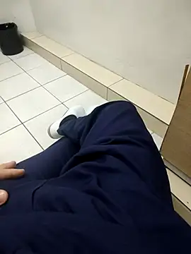 Snapshot of gatmoreno1 chatting on 09.24.25 gatmoreno1 online show from 09.24.25