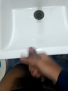 Snapshot of checkyourdadddy chatting on 12.12.24 checkyourdadddy online show from 12.12.24