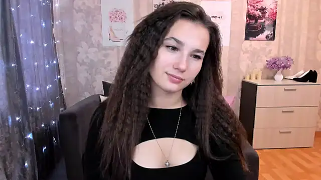 MilaDaisen online show from 10.01.25