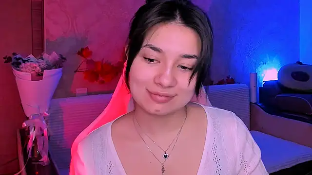 Snapshot of Swee_Alicee chatting on 03.10.25 Swee Alicee online show from 03.10.25
