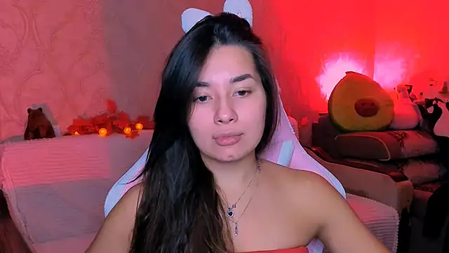 Snapshot of Swee_Alicee chatting on 09.11.25 Swee Alicee online show from 09.11.25