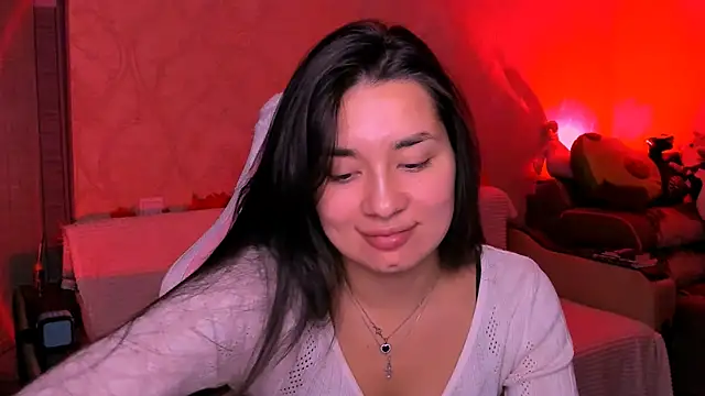 Snapshot of Swee_Alicee chatting on 10.02.25 Swee Alicee online show from 10.02.25