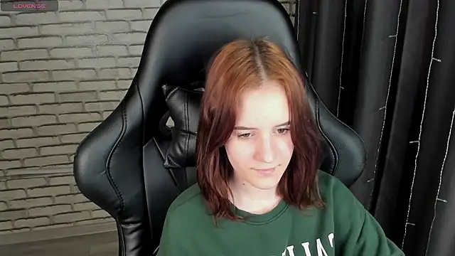 Snapshot of Tonya_Gray chatting on 02.17.25 Tonya Gray online show from 02.17.25