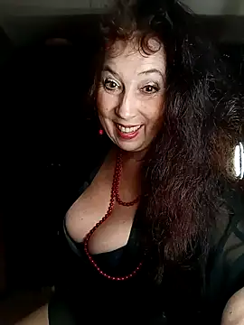 Snapshot of GypsyEsmeralda chatting on 01.17.25 GypsyEsmeralda online show from 01.17.25