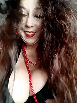 Snapshot of GypsyEsmeralda chatting on 03.01.25 GypsyEsmeralda online show from 03.01.25