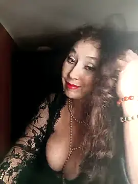 Snapshot of GypsyEsmeralda chatting on 03.13.25 GypsyEsmeralda online show from 03.13.25