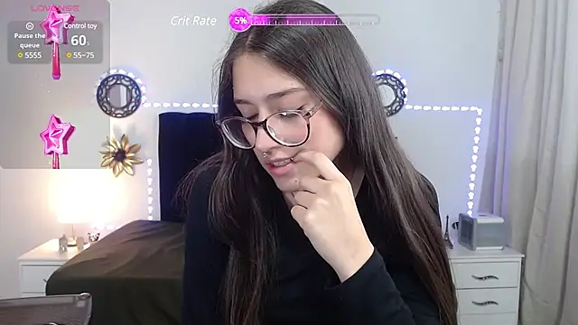 Snapshot of zoe_sweet5 chatting on 02.27.25 zoe sweet5 online show from 02.27.25