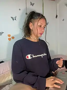 Snapshot of Andi9_ chatting on 01.11.25 Andi9 online show from 01.11.25