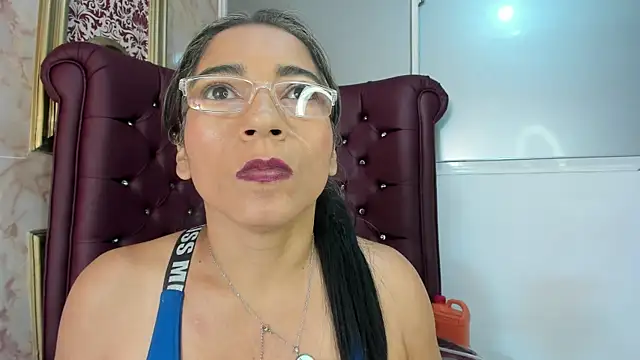 mature bigass   online show from 01.15.25