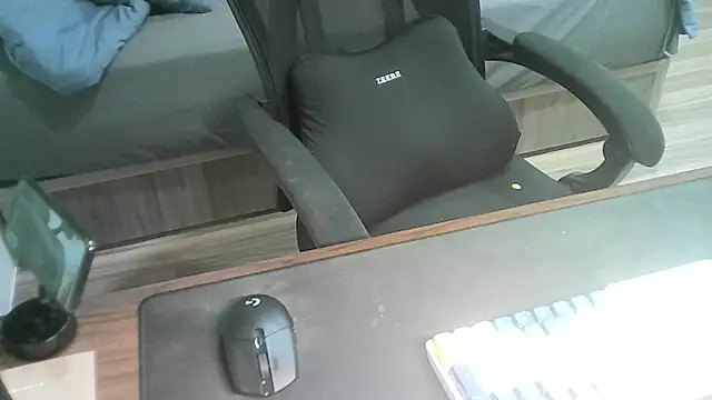 Snapshot of Ryan67533 chatting on 10.31.25 Ryan67533 online show from 10.31.25