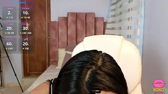 Snapshot of lou_rosse_ chatting on 01.23.25 lou rosse  online show from 01.23.25