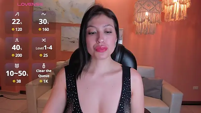 Snapshot of IrinaPortman chatting on 02.23.25 IrinaPortman online show from 02.23.25