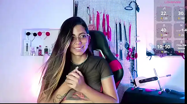 Snapshot of Megaan_Greey chatting on 01.17.25 Megaan Greey online show from 01.17.25