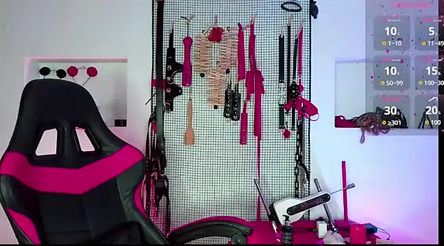 Snapshot of Megaan_Greey chatting on 02.09.25 Megaan Greey online show from 02.09.25