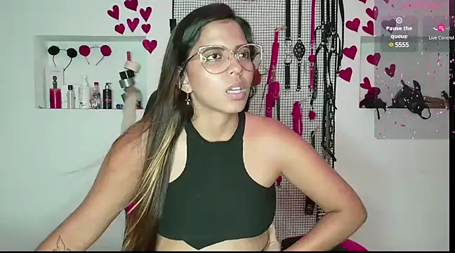 Snapshot of Megaan_Greey chatting on 03.13.25 Megaan Greey online show from 03.13.25