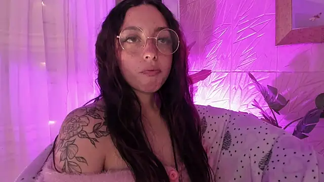 sadashi moon  online show from 03.21.25