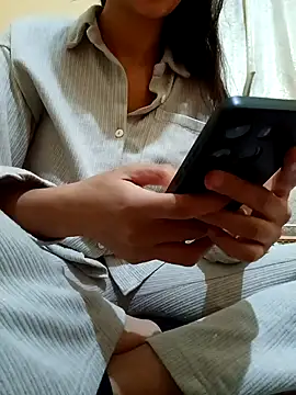 Snapshot of yasima-39 chatting on 12.29.24 yasima-39 online show from 12.29.24