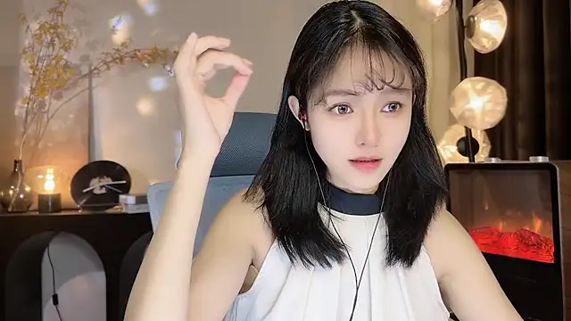 xiaodaibabyy online show from 01.05.25