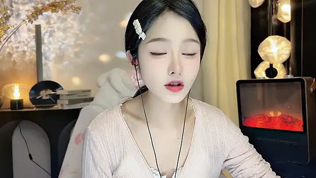 xiaodaibabyy online show from 02.23.25