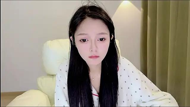 xiaodaibabyy online show from 11.10.25