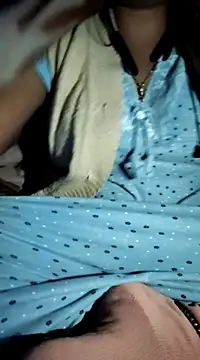 Snapshot of lovelyruhi chatting on 12.15.24 lovelyruhi online show from 12.15.24