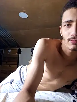 Snapshot of jose5320_20 chatting on 10.10.25 jose5320 20 online show from 10.10.25