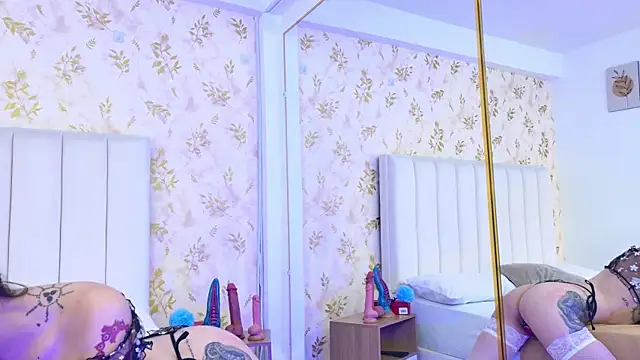 Derieri D online show from 09.10.25