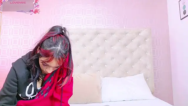 Derieri D online show from 10.10.25