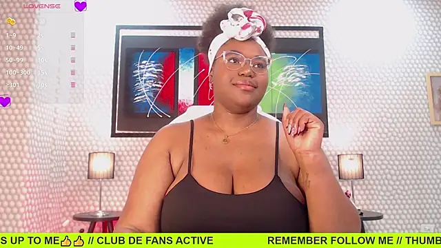 Snapshot of Makena_gh chatting on 12.29.24 Makena gh online show from 12.29.24
