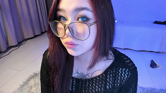 Snapshot of Yuriko_May chatting on 01.10.25 Yuriko May online show from 01.10.25