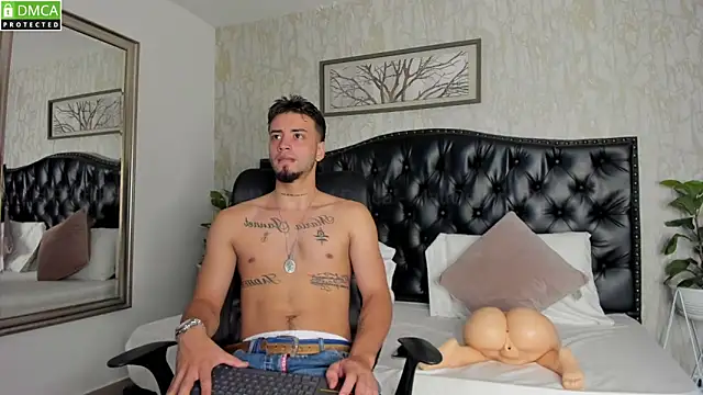 Snapshot of MattDevon chatting on 01.27.25 MattDevon online show from 01.27.25