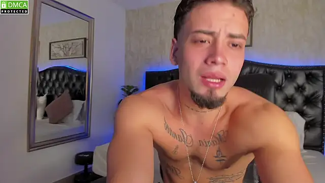 Snapshot of MattDevon chatting on 03.10.25 MattDevon online show from 03.10.25