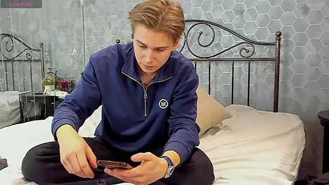 Snapshot of Marcus_Swampov chatting on 12.07.24 Marcus Swampov online show from 12.07.24