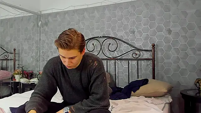 Snapshot of Marcus_Swampov chatting on 12.19.24 Marcus Swampov online show from 12.19.24