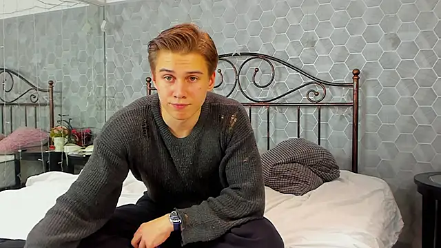 Snapshot of Marcus_Swampov chatting on 12.20.24 Marcus Swampov online show from 12.20.24