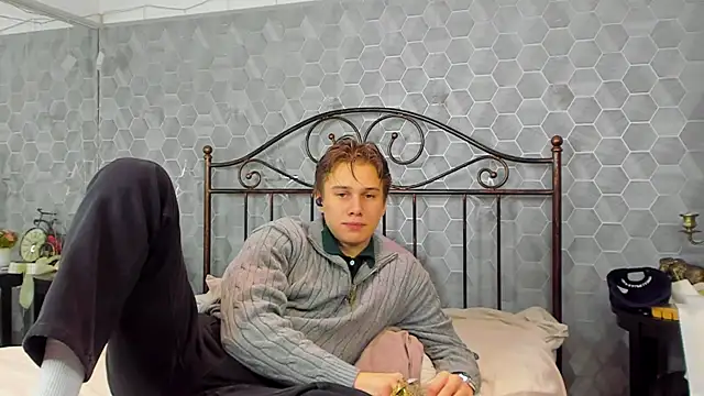 Snapshot of Marcus_Swampov chatting on 01.11.25 Marcus Swampov online show from 01.11.25