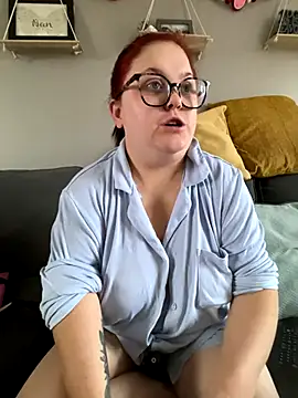 Tallulah-mae-xoxox online show from 09.13.25