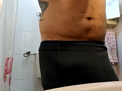 Snapshot of domexib chatting on 01.30.25 domexib online show from 01.30.25