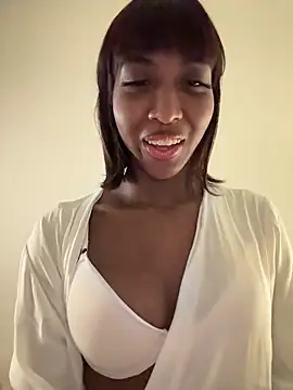 Snapshot of IamCrystal2 chatting on 12.15.24 IamCrystal2 online show from 12.15.24