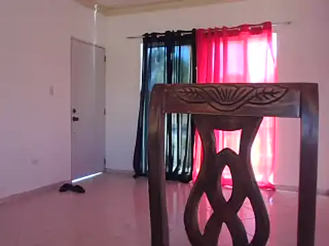 Snapshot of adele-33 chatting on 02.24.25 adele-33 online show from 02.24.25