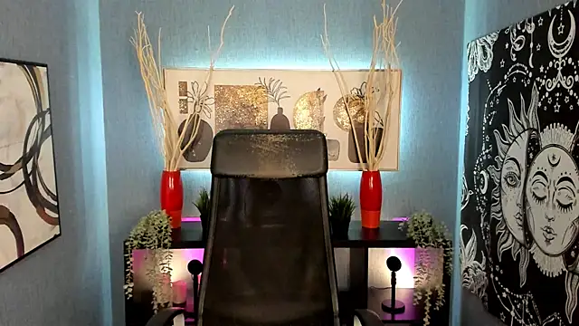 Snapshot of Lella_Ryann_ chatting on 01.05.25 Lella Ryann online show from 01.05.25