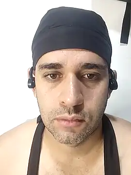 Snapshot of CRISTHIAN_GREY01 chatting on 03.19.25 CRISTHIAN GREY01 online show from 03.19.25