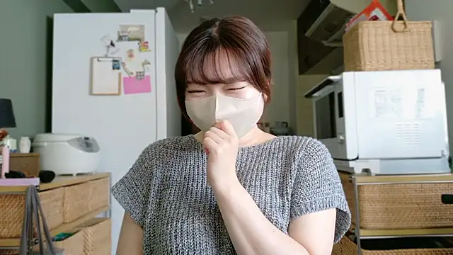 Snapshot of _Yui_ chatting on 09.30.25  Yui  online show from 09.30.25