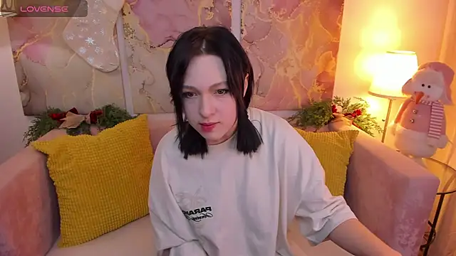 Snapshot of fiamoory chatting on 01.05.25 fiamoory online show from 01.05.25